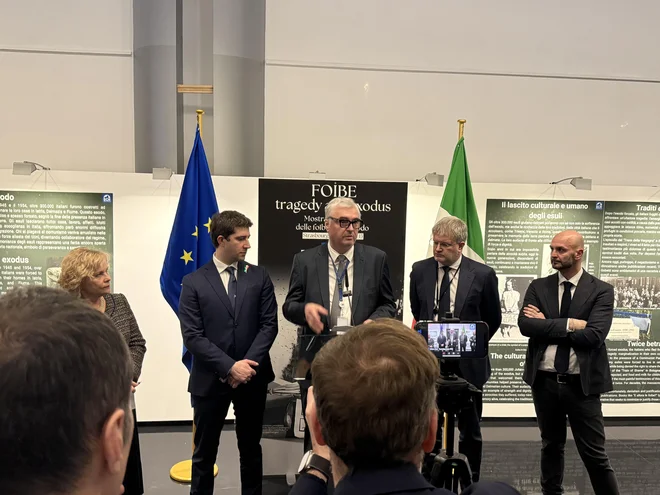 ��i la Strasbourg despre masacrul din foibe   