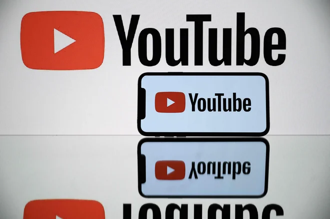 Youtube je v dvajsetih letih dosegel milijarde – videov in uporabnikov. FOTO: Lionel Bonaventure/AFP