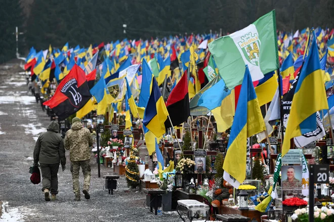 Od začetka ruske invazije na Ukrajino bodo kmalu minila tri leta.
FOTO: Jurij Djačišin/AFP