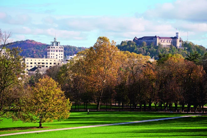 In all seasons, Ljubljana is fascinated by its relaxed atmosphere, the interplay of nature and the unique Plečnik's masterpieces. Photo: Iztok Medja