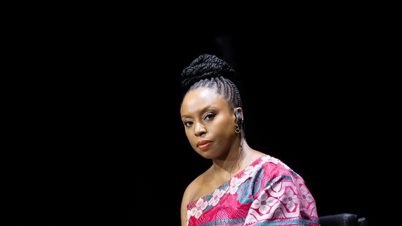 Nigerijsko-ameriška pisateljica Chimamanda Ngozi Adichie je napisala nov težko pričakovani roman. FOTO: Reuters