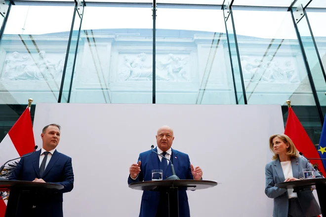 V novi koaliciji bodo sodelovali ljudska stranka, socialdemokrati in liberalci. FOTO: Lisa Leutner/Reuters