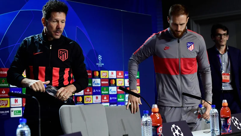 Trener Diego Simeone in kapetan Jan Oblak bosta želela pokvariti veselico na štadionu Santiago Bernabeu. FOTO: Javier Soriano/AFP