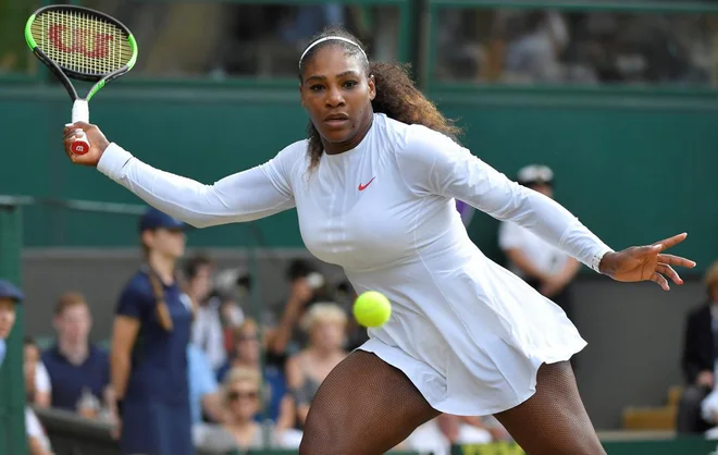 Serena Williams je osvojila 23 posamičnih naslovov na velikih slamih, s čimer je najuspšnejša teniška igralka. FOTO: Reuters