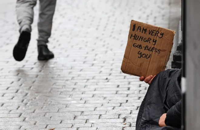 Britanska stagnacija ni posledica uspeha Slovenije, temveč lastnih strukturnih problemov. FOTO: Toby Melville/Reuters