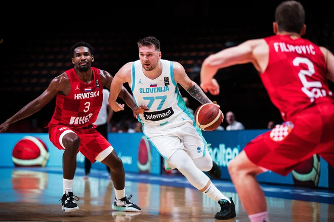 Reprezentanca je tudi za Luko Dončića velika čast. FOTO: Fiba.com