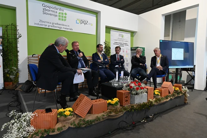 Sejem graditeljstva Megra so odprli z razpravo o izzivih gradbene panoge. FOTO: Zauneker