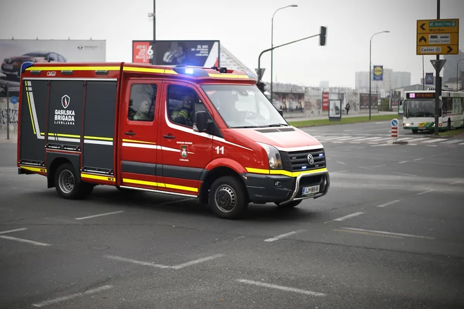 Gasilska brigada Ljubljana. Fotografija je simbolična. FOTO: Blaž Samec/Delo