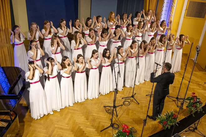 Together in one voice of thousands of young people from Slovenia and abroad