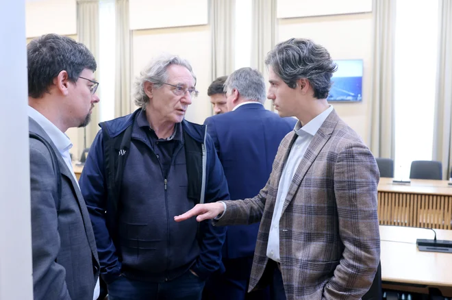 Ko se pogovarjamo o stvareh, kot je pokojninski in invalidski sistem, ki je eden največjih družbenih podsistemov v Sloveniji, bi bilo povsem neodgovorno, da ga reformiramo enostransko, je dejal minister za delo Luka Mesec. FOTO: Blaž Samec/Delo
