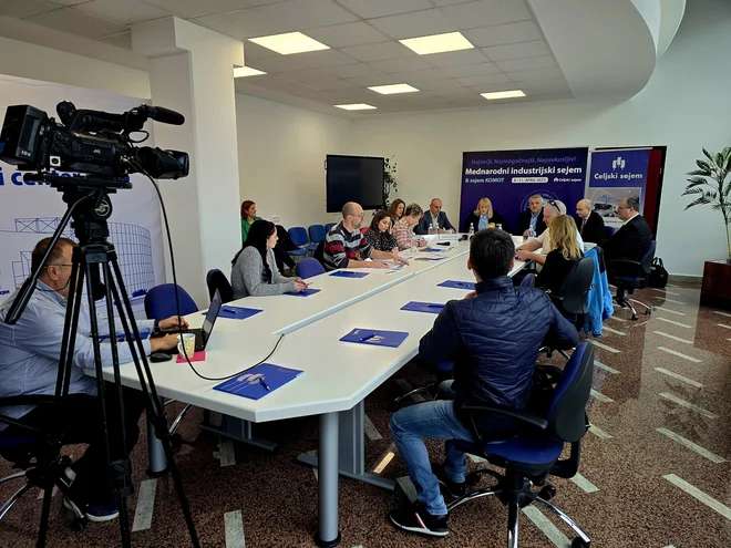 Med razstavljavci na sejmu KOMOT bodo tudi največja svetovna imena iz industrije, ki prihajajo iz Japonske, Kitajske, Tajvana, Koreje, ZDA, Kanade, Nemčije in drugih držav. FOTO: Celjski sejem