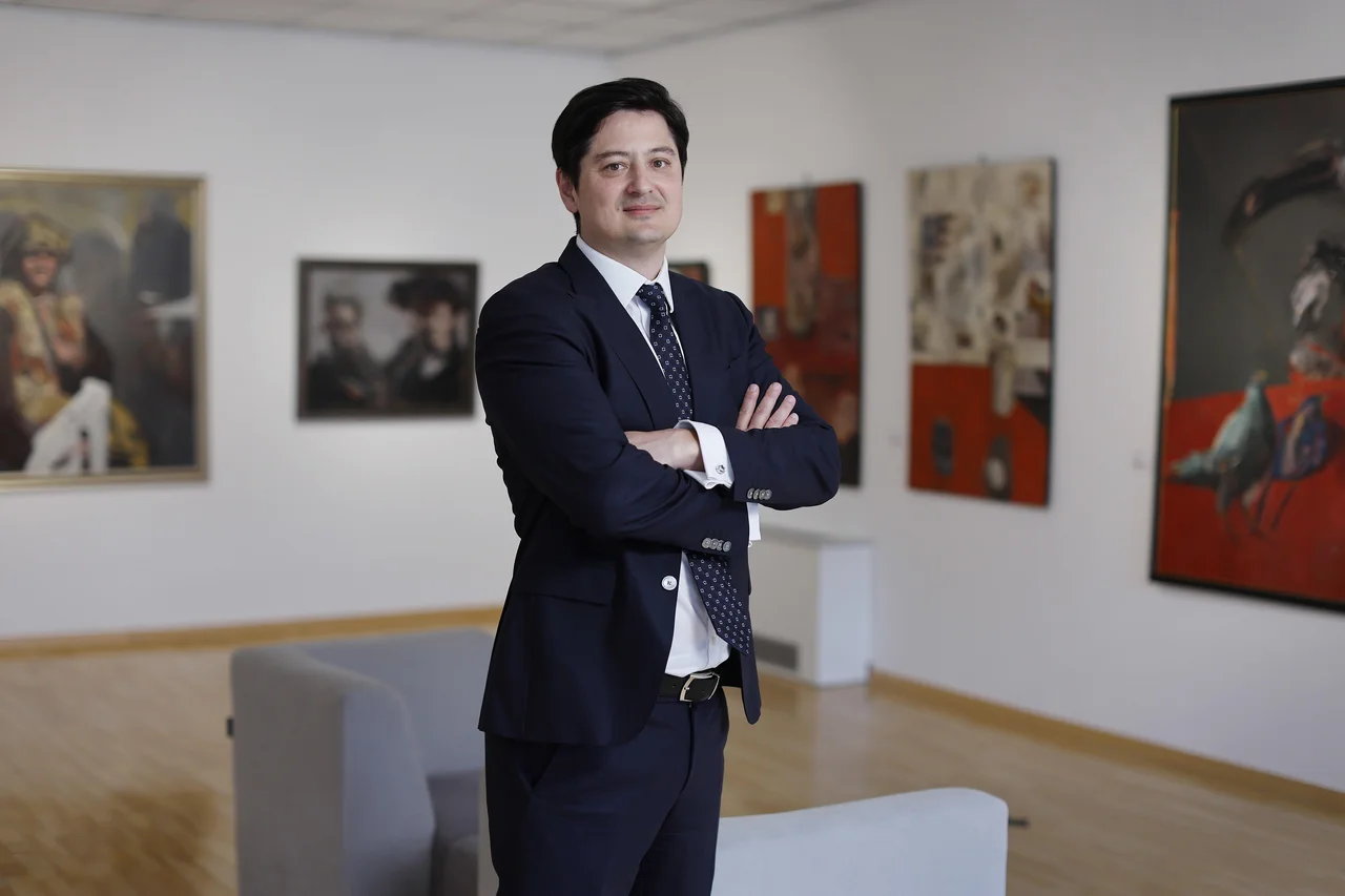Alternativni skladi so posebna oblika skladov, ki zbirajo denar vlagateljev z namenom skupnega vlaganja. Praviloma v alternativne sklade vlagajo predvsem institucionalni in dobro poučeni vlagatelji. FOTO: Leon Vidic