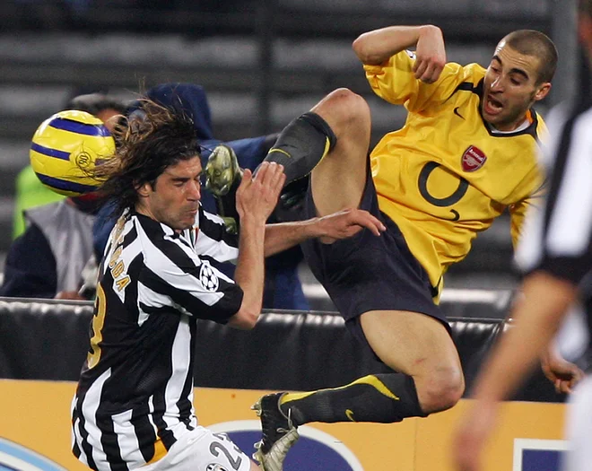 Na poti do finala lige prvakov v sezoni 2005/06 so po Realu izločili še enega velikana, torinski Juventus, in nato še španski Villarreal. FOTO: Daniele La Monaca/Reuters