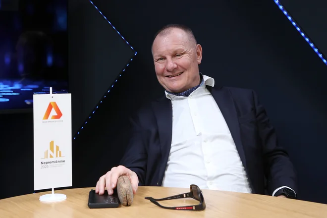 Pri nakupu in pri prodaji novih nepremičnin je zakon o varstvu kupcev tako strog, da onemogoča zlorabe, pojasnjuje Miha Juhart. FOTO: Marko Feist/Delo