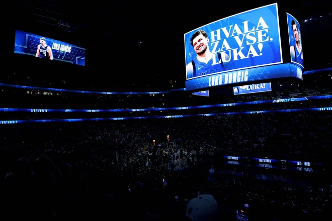 The emotional moments of Doncic’s return to Dallas