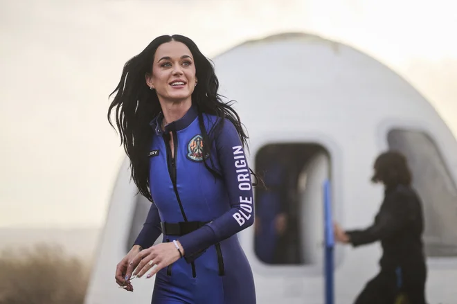 Katy Perry je bila ena od zvezd poleta. FOTO: AFP