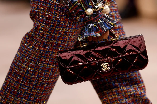 Torbica Chanel. FOTO: Sarah Meyssonnier/Reuters