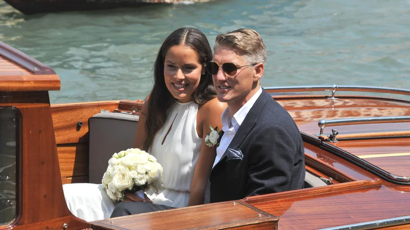 Ana Ivanović in Bastian Schweinsteiger sta se poročila leta 12. julija 2016 v Benetkah. Zdaj je njune romance očitno konec. FOTO: dokumentacija Dela