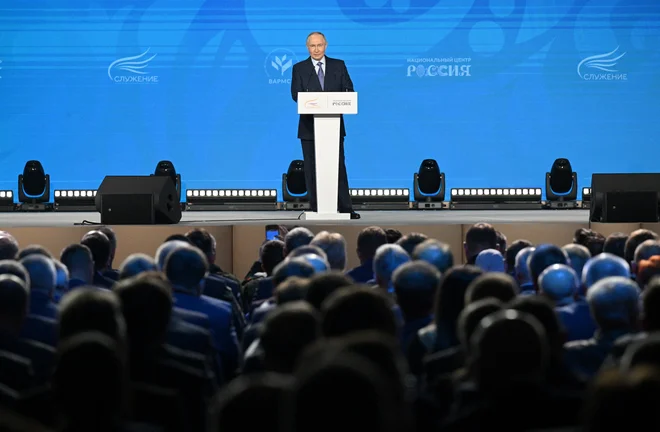 Današnji nastop Vladimirja Putina v Moskvi. FOTO: Ramil Sitdikov via Reuters