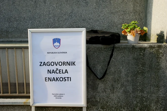 Zagovornik je z odločitvijo vrhovnih sodnikov seznanil zavarovalnico in jo pozval k poravnavi s prikrajšanimi zaposlenimi. FOTO: Jože Suhadolnik/Delo