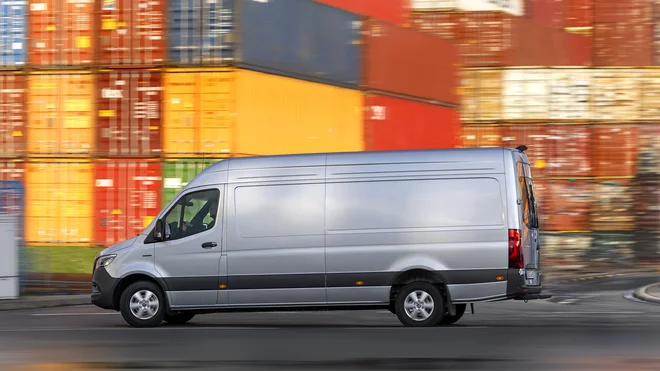 Idealna izbira za obrtnike, dostavljavce in prevoznike – s stabilno in trpežno karoserijo za dolgo življenjsko dobo. FOTO: Mercedes-Benz AG