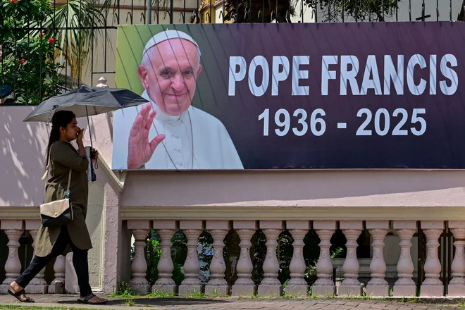 Papež Frančišek je umrl na velikonočni ponedeljek. FOTO: Ishara S. Kodikara/Afp