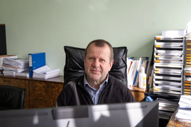 Najboljši devetošolci imajo toliko znanja oziroma razumevanja, kot ga marsikdo še v srednji šoli čez nekaj let nima, pravi direktor Državnega izpitnega centra. FOTO: Voranc Vogel/Delo