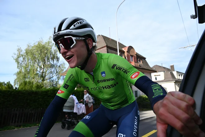 Jaka Marolt se je veselil zmage. FOTO: UCI
