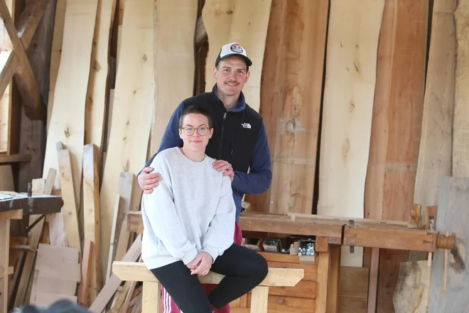 Eva in Aljaž, šest let odmaknjenosti FOTO: Grega Kališnik