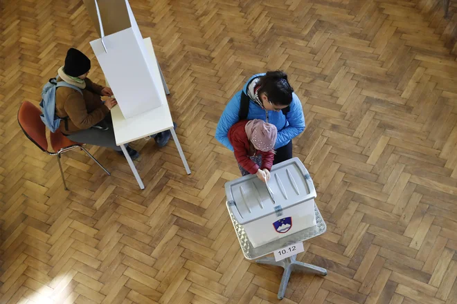 All referendum questions last last year more or less convincingly supported. Photo: Leon Vidic/Work