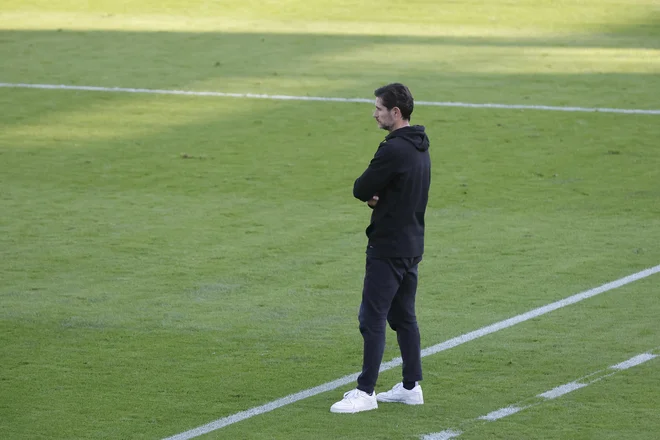Victor Sanchez v sicer še vedno uspešni sezoni spomladi ne najde šampionske igre in podobe. FOTO: Leon Vidic/Delo