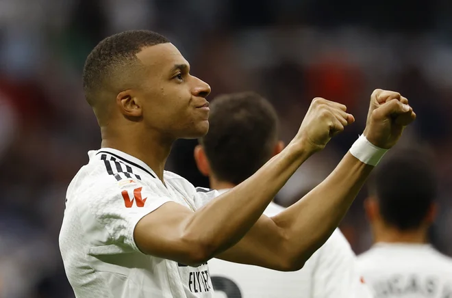Kylian Mbappe je v finišu sezone ujel dobro formo. FOTO: Susana Vera/Reuters