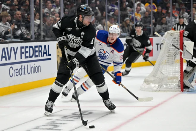 Edmonton Oilers so bili spet vse do skupne zmage budna senca Anžeta Kopitarja in druščine. FOTO: Gary A. Vasquez/Reuters