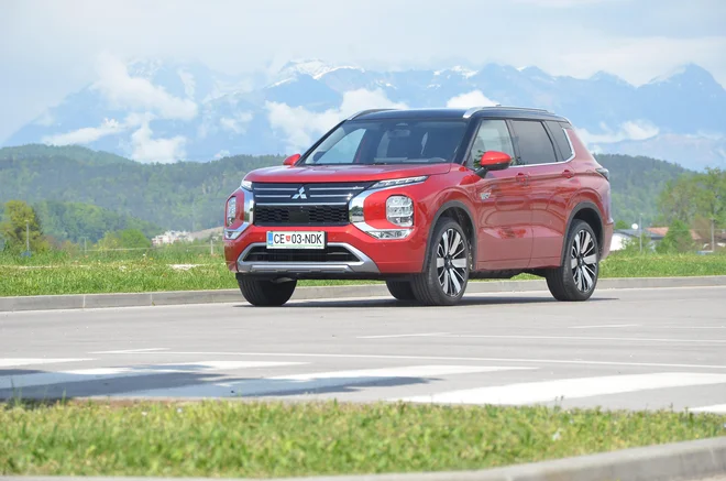 Mitsubishi outlander se je vrnil v Evropo, zdaj tudi na slovenski trg. FOTO: Gašper Boncelj