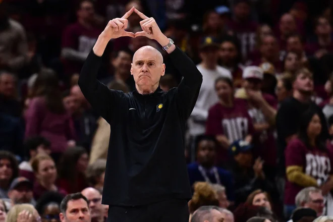 Trener Indiane, ki je tudi nekdanji trener slovenskega zvezdnika Luke Dončića, Rick Carlisle, je bil po tekmi lahko zadovoljen. FOTO: Ken Blaze/Reuters