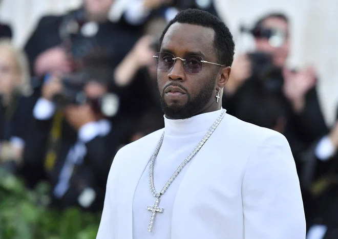 Combs, znan tudi kot Diddy in Puff Daddy, velja za ključno osebnost pri svetovnem vzponu hiphopa ob koncu 20. stoletja. Pripomogel je k nastanku številnih glasbenih zvezd rapa in glasbe R&B, kot so Notorious, B.I.G. in Mary J. Blige. FOTO: Angela Weiss/AFP