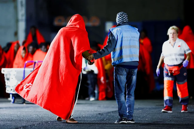 Število nedovoljenih vstopov v EU se je v prvem četrtletju letos v primerjavi z lanskim zmanjšalo za 31 odstotkov. FOTO: Borja Suarez/Reuters