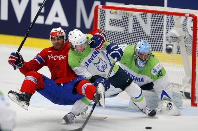 Slovenija je doslej desetkrat nastopila na prvenstvih najvišjega razreda. FOTO: Laszlo Balogh/Reuters