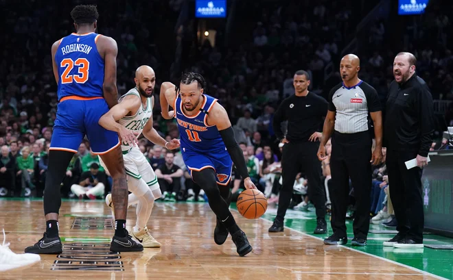 New York je presentil branila naslova Boston, prvi mož gostov pa je bil Jalen Brunson (desno). FOTO: David Butler II/Imagn Images Via Reuters Connect