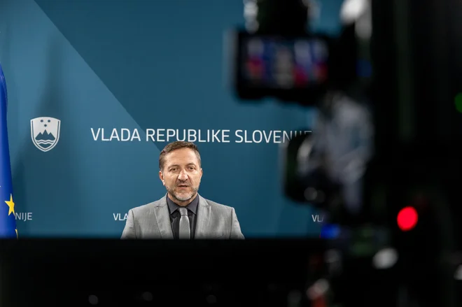 Minister Klemen Boštjančič pričakuje, da bo uprava RTV Slovenija sama rešila likvidnostne težave. FOTO: Voranc Vogel