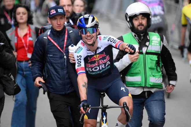 Primož Roglič je pripravljen za lov na svojo drugo zmago na Giru. FOTO: Josep Lago/AFP