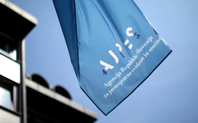 Economy last year with EUR 63,780 added value per employee