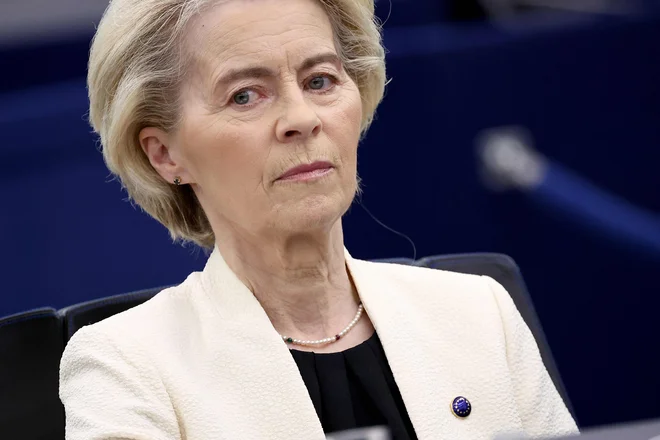 Ameriški predsednik je predsednico Evropske komisije Ursulo von der Leyen označil za fantastično, za EU pa verjame, da izkorišča njegovo državo. Foto: Frederick Florin/Afp