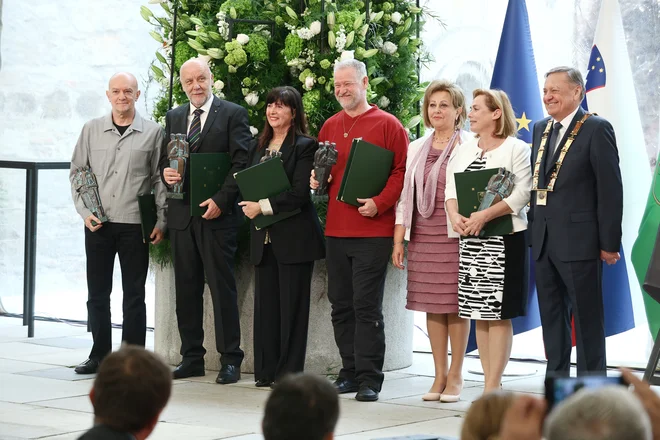 The Ljubljana City Awards were awarded this year: Institute for Ethnic Studies, Ljubhospic - Institute of Hospic Ljubljana. dr. Miha Kos and Foundation House of Experiments, Mojca Mihelič and EN-Knap Institute for the organization and implementation of cultural events Ljubljana. Photo: Jože Suhadolnik/Work