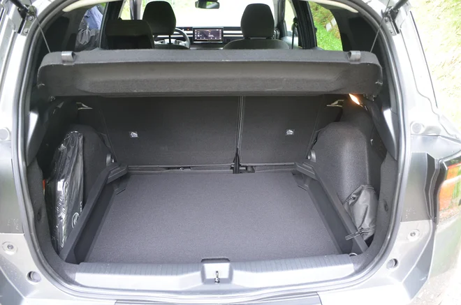 Family car for five or seven people