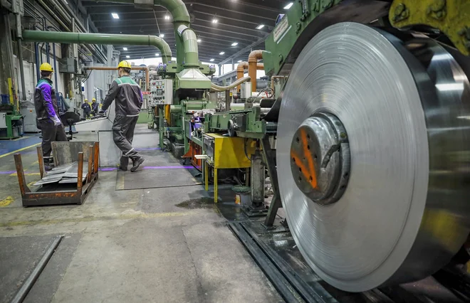 Zaradi visokih stroškov energije so v Talumu ukinili proizvodnjo primarnega aluminija. FOTO: Jože Suhadolnik/Delo
