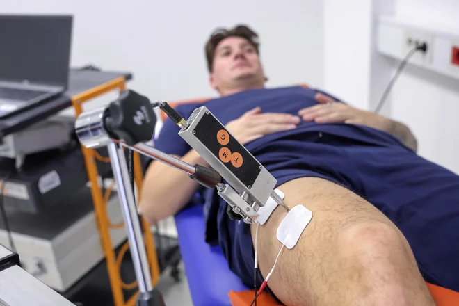 Za varno vračanje v šport po poškodbi sta izredno pomembni natančna diagnostika in na podlagi nje personalizirana rehabilitacija. FOTO: Inštitut za kineziološke raziskave ZRS Koper