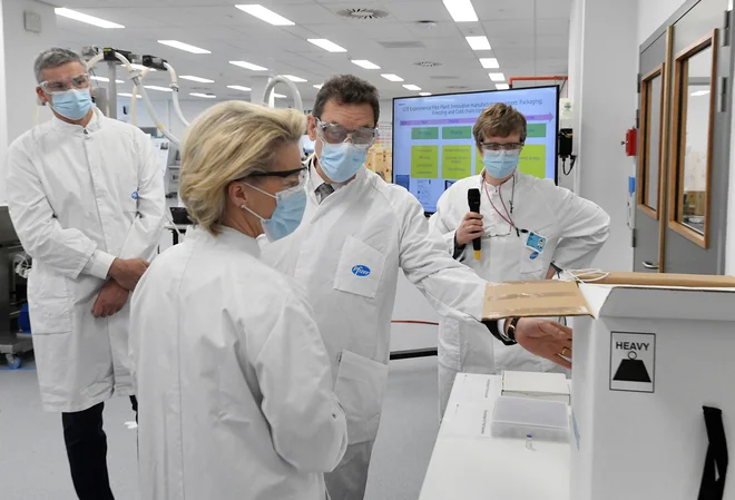 Ne glede na pravni epilog afera »Pfizergate« sproža temeljna vprašanja o prihodnosti in transparentnosti upravljavskih standardov v Evropski uniji.  FOTO: Reuters