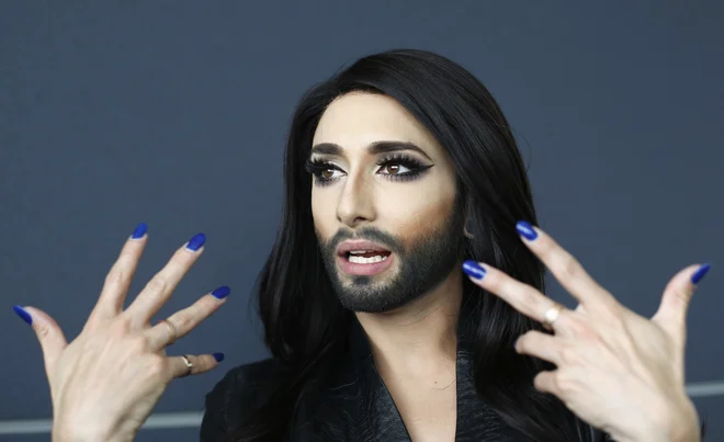 Conchita Wurst je pred enajstimi leti poskrbela za eno od prelomnih evrovizijskih zmag. FOTO: Leonhard Foeger/Reuters
