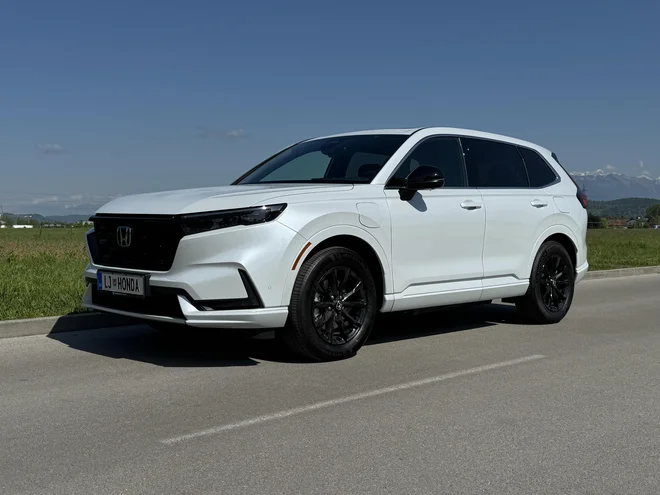 CR-V obstaja že trideset let, zdaj smo ga preizkusili v priključnohibridni tehnologiji (PHEV). FOTO: Aljaž Vrabec